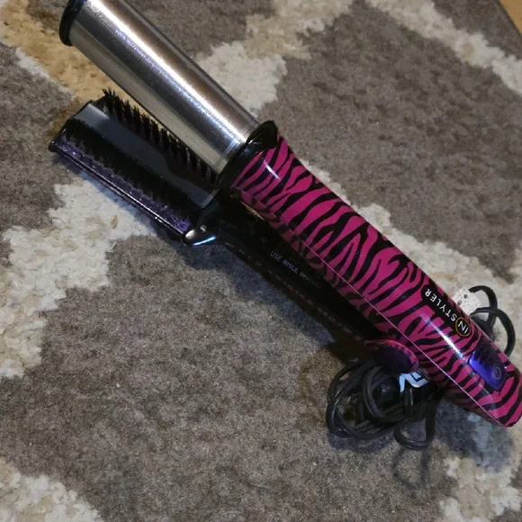Pink Zebra Print Hair Styling Tool - Picture 2 of 3